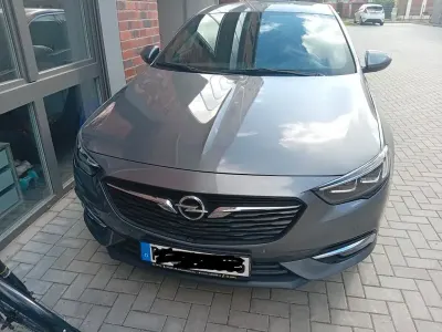 Gebraucht Opel Insignia Dynamic 165 PS (121 kW) 2018 Grau Limousine