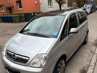 Usata Opel Meriva 105 CV (77 kW) 2006 Argento Monovolume
