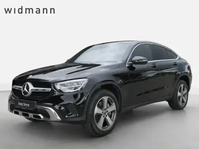 Gebraucht Mercedes GLC300e 320 PS (235 kW) 2021 Schwarz uni SUV
