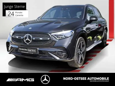 Gebraucht Mercedes GLC450 AMG 367 PS (269 kW) 2025 Metalliclack obsidianschwarz SUV