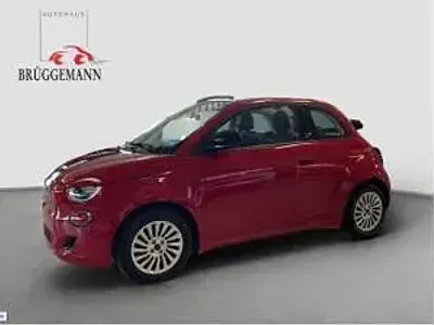 Nouă Fiat 500e Red 69 kW (95 CP) 2026 Alb Cabrio