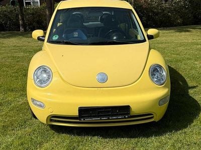 Occasion VW New Beetle 102 ch (75 kW) 2001 Jaune Citadine