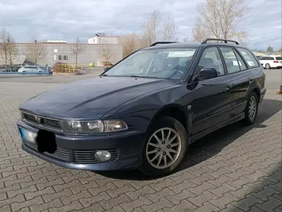 Gebraucht Mitsubishi Galant 131 PS (96 kW) 2003 Violet Limousine