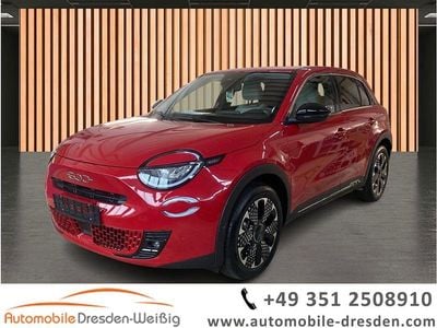 Gebraucht Fiat 600 La Prima 129 PS (94 kW) 2025 Rot rot (metallic) SUV