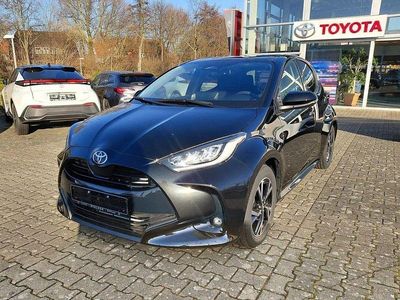 Neu Toyota Yaris Hybrid 116 PS (85 kW) 2025 Schwarz Limousine