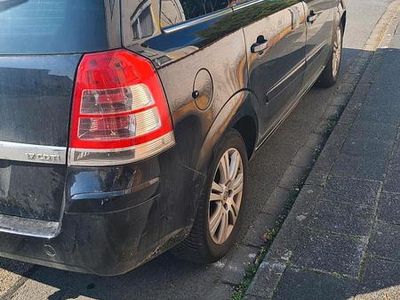 Gebraucht Opel Zafira 110 PS (80 kW) 2008 Schwarz Van / Kleinbus