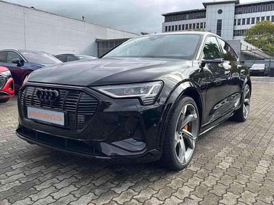 Brillantschwarz Gebraucht 2022 Audi e-tron SUV | 43.950 € (Fairer Preis)