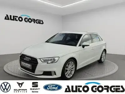 Używany Audi A3 Sport 150 KM (110 kW) 2020 Biały Sedan/Limuzyna
