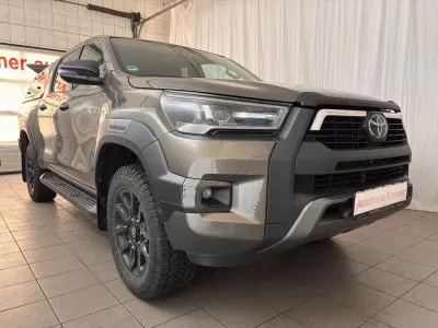 Gebraucht Toyota HiLux 204 PS (150 kW) 2023 Braun Pickup
