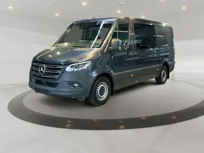 Gebraucht Mercedes Sprinter 163 PS (119 kW) 2019 Tenoritgrau metallic Van