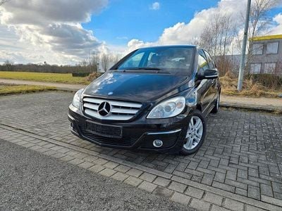 Gebraucht Mercedes B180 109 PS (80 kW) 2008 Schwarz Van / Kleinbus