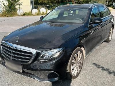 Mercedes E220