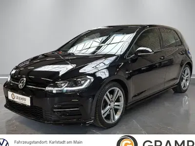Gebraucht VW Golf VII Highline 150 PS (110 kW) 2018 Schwarz Limousine