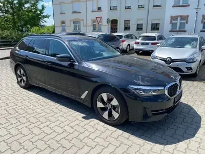 Gebraucht BMW 520 Sport Line 190 PS (139 kW) 2021 Schwarz Limousine