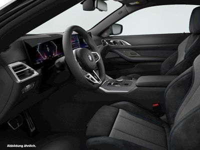 Black sapphire metallic Gebraucht 2025 BMW 420 Comfort Edition Coupé | 50.634 € (Etwas zu teuer)