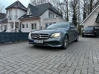Gebraucht Mercedes E200 150 PS (110 kW) 2017 Grau Kombi