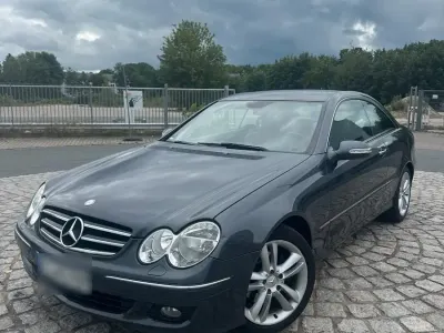 Gebraucht Mercedes CLK280 231 PS (169 kW) 2008 Grau Coupé
