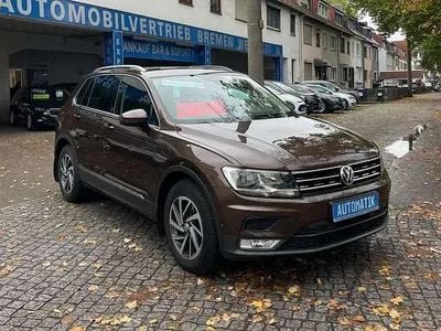 Gebraucht VW Tiguan Sound 150 PS (110 kW) 2017 Nutshell brown SUV