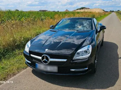 Gebraucht Mercedes SLK200 184 PS (135 kW) 2016 Schwarz Cabrio