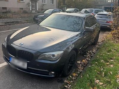BMW 730