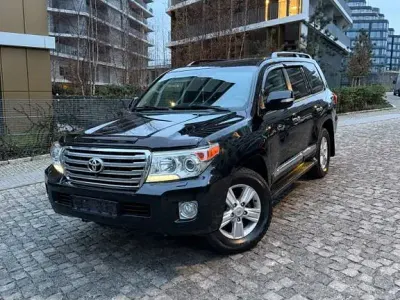 Gebraucht Toyota Land Cruiser Executive 272 PS (200 kW) 2014 Schwarz SUV