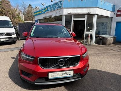 Gebraucht Volvo XC40 Momentum 190 PS (139 kW) 2019 Rot SUV