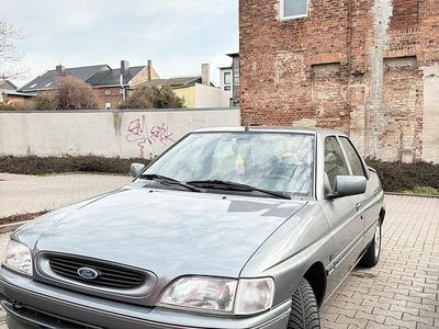 Gebraucht Ford Orion Ghia 88 PS (64 kW) 1994 Limousine