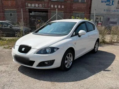 Gebraucht Seat Leon 105 PS (77 kW) 2010 Weiß Kleinwagen