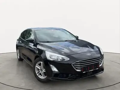 Gebraucht Ford Focus Cool & Connect 125 PS (91 kW) 2019 Schwarz Limousine