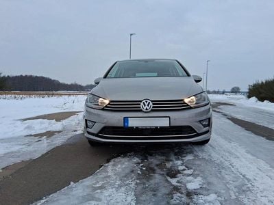 Grau Gebraucht 2017 VW Golf Sportsvan Sound Van / Kleinbus | 12.500 € (Guter Preis)