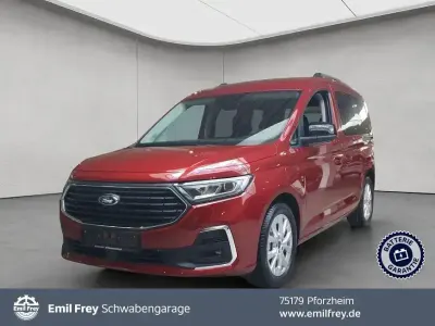 Nouă Ford Tourneo Titanium 116 CP (85 kW) 2026 Roșu Break