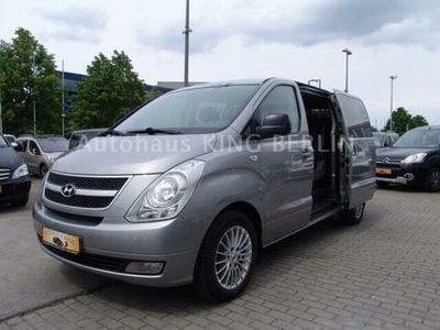 Gebraucht Hyundai H-1 170 PS (125 kW) 2011 Grau metallic Van / Kleinbus