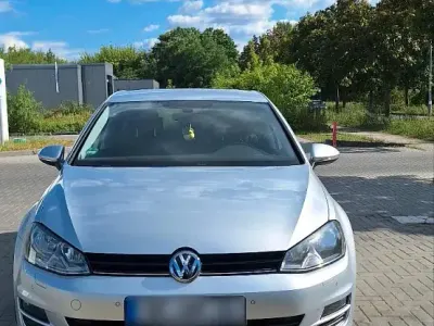 Gebraucht VW Golf VII 86 PS (63 kW) 2016 Limousine