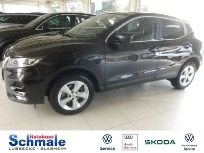 Gebraucht Nissan Qashqai Acenta 116 PS (85 kW) 2018 Schwarz SUV