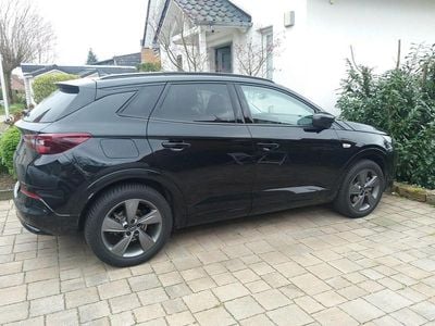 Schwarz Gebraucht 2022 Opel Grandland X SUV | 22.900 € (Guter Preis)