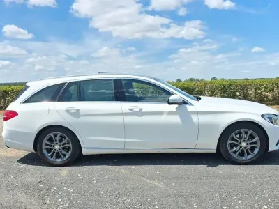 Gebraucht Mercedes C200 Avantgarde 136 PS (100 kW) 2015 Weiß Kombi