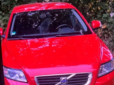 Gebraucht Volvo V50 106 PS (77 kW) 2009 Rot Kombi