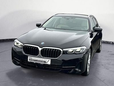 Gebraucht BMW 520 Sport Line 190 PS (139 kW) 2023 Schwarz Kombi