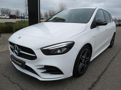 Gebraucht Mercedes B180 AMG 136 PS (100 kW) 2021 Weiß Van / Kleinbus