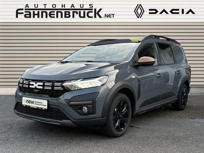 Grau Gebraucht 2025 Dacia Jogger Extreme Van / Kleinbus | 25.990 € (Fairer Preis)
