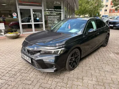 Neu Honda Civic Advance 143 PS (105 kW) 2025 Crystal black Limousine