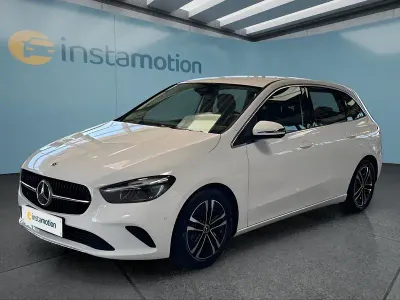 Gebraucht Mercedes B180 136 PS (100 kW) 2025 Weiß Kleinwagen