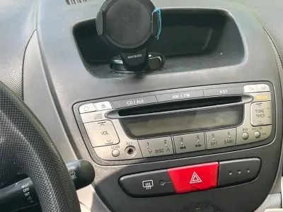 Gebraucht Toyota Aygo 75 PS (55 kW) 2007 Andere farben Kleinwagen