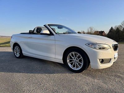Gebraucht BMW 218 Sport Line 136 PS (100 kW) 2015 Weiß Cabrio