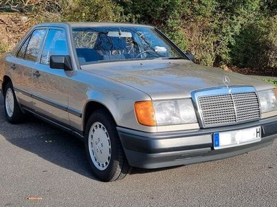 gebraucht Mercedes E260 w124H-Kennzeichen