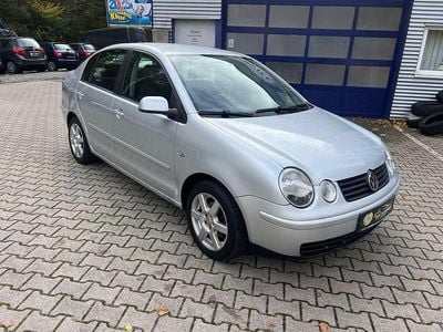 Grau Gebraucht 2004 VW Polo Comfortline Kleinwagen | 3.500 € (Teuer)