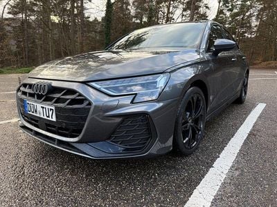 Gebraucht Audi A3 Sport 150 PS (110 kW) 2024 Grau Limousine