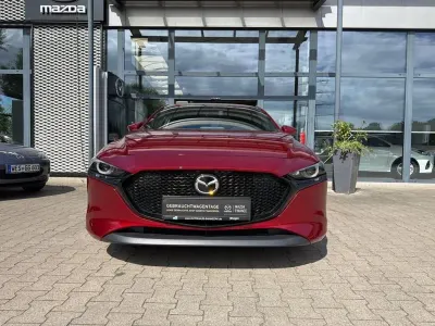 Gebraucht Mazda 3 Selection 122 PS (89 kW) 2021 Rot Limousine