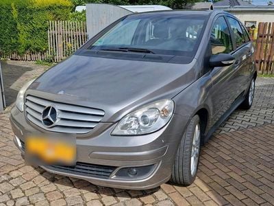 Gebraucht Mercedes B150 95 PS (69 kW) 2006 Beige Van / Kleinbus