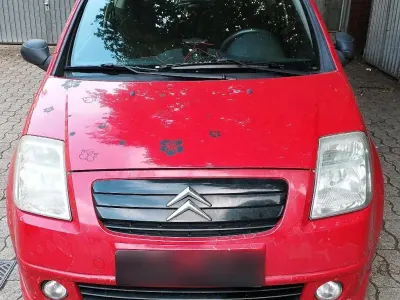 Gebraucht Citroën C2 VTR Sport 73 PS (53 kW) 2006 Rot Kleinwagen